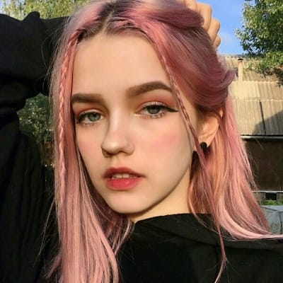 فہیم اشرف avatar